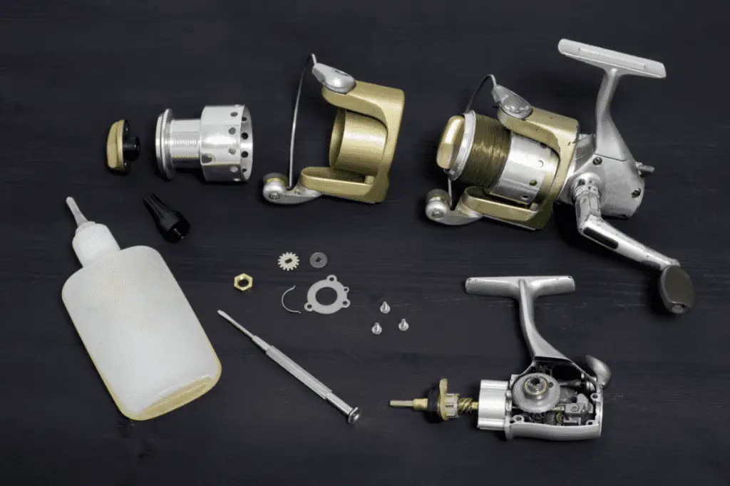 THE BEST Fishing Reel Grease & Oil What Kind Is The Best?